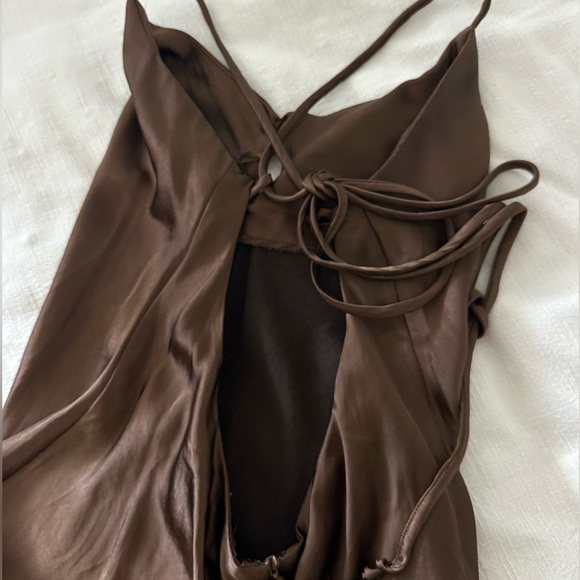 Gorgeous chocolate brown dress - Picture 3 of 4